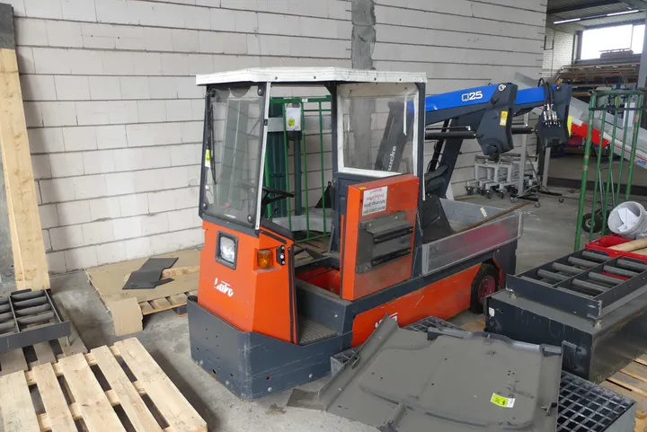 Hako Schlepper Typ: SHERPA3000 / T/8